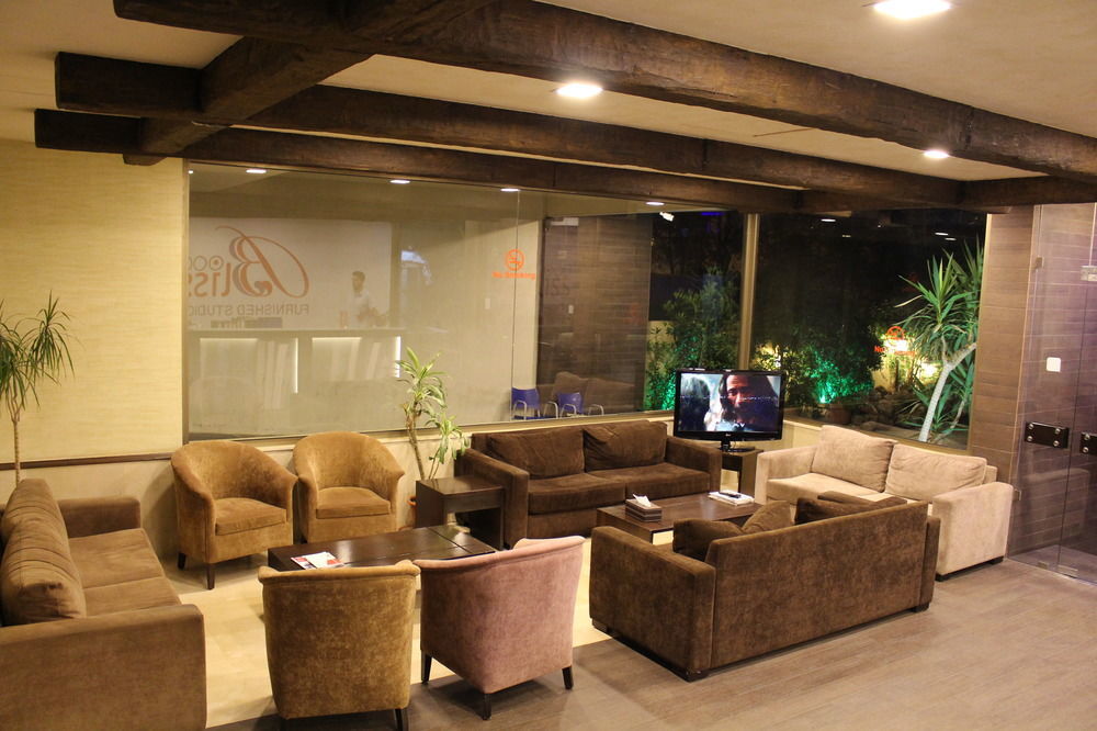 Bliss 3000 Furnished