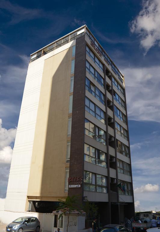 Bliss 3000 Furnished Apartment *