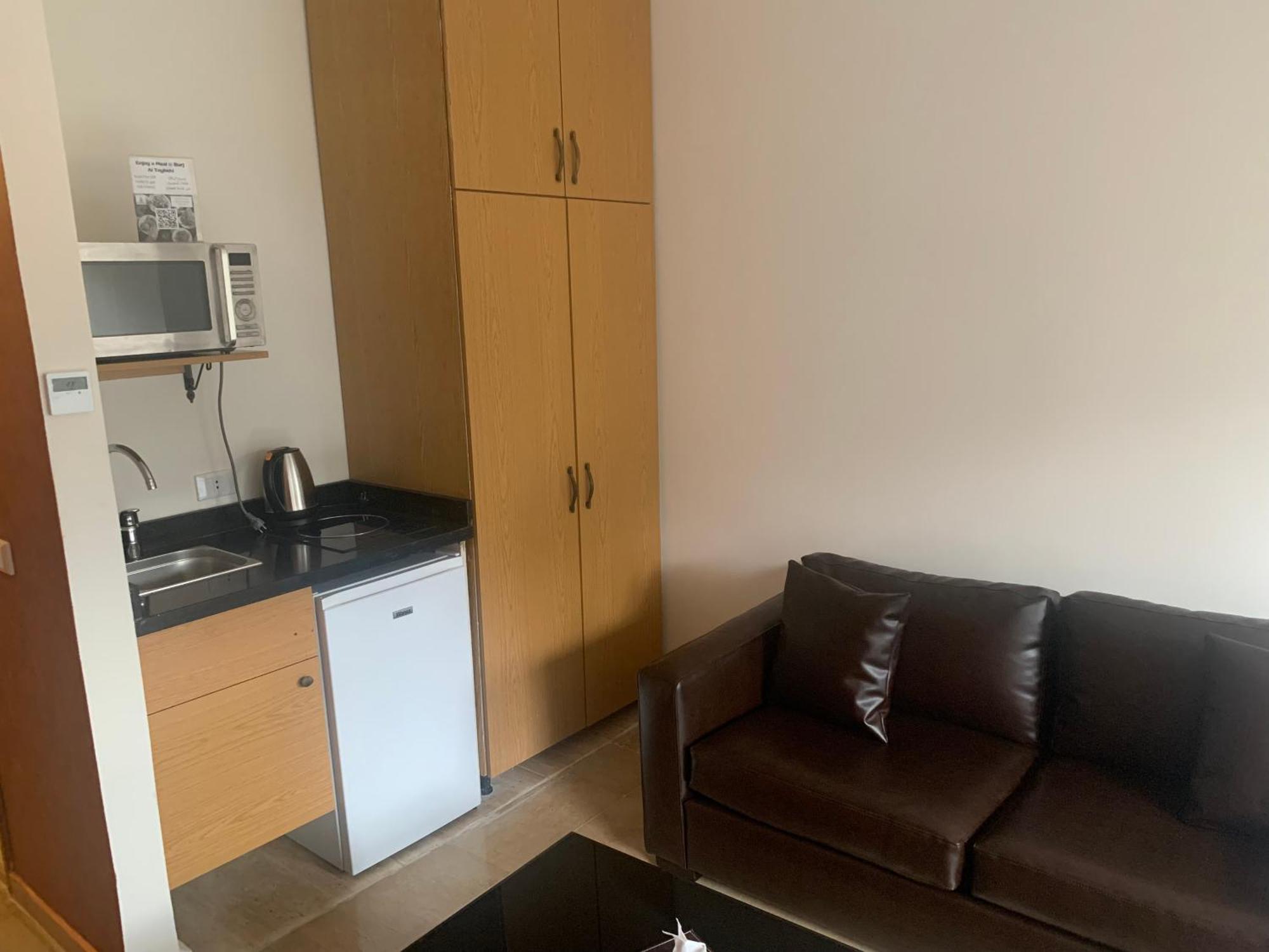 Bliss 3000 Furnished
