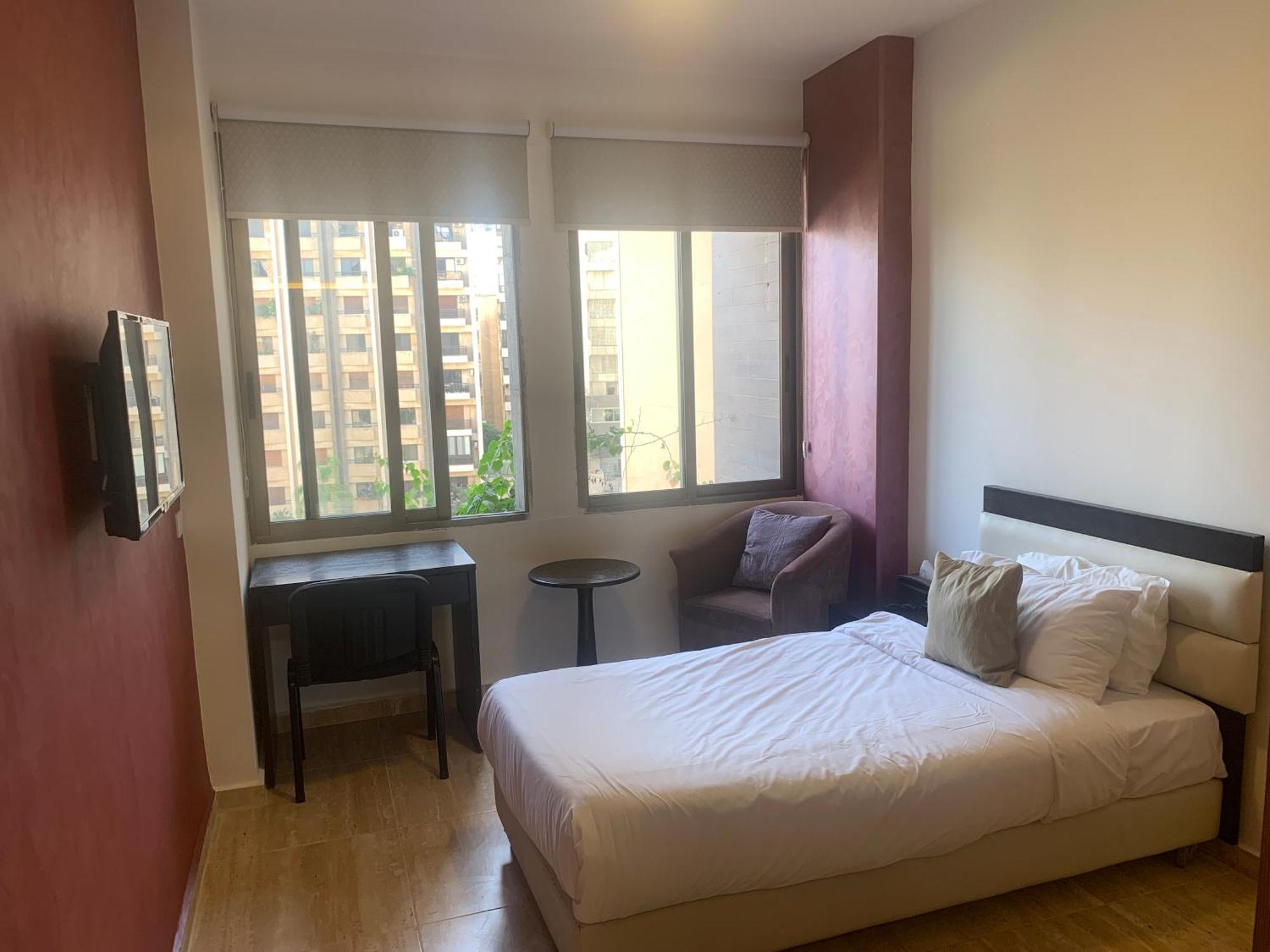 Bliss 3000 Furnished Apartment *