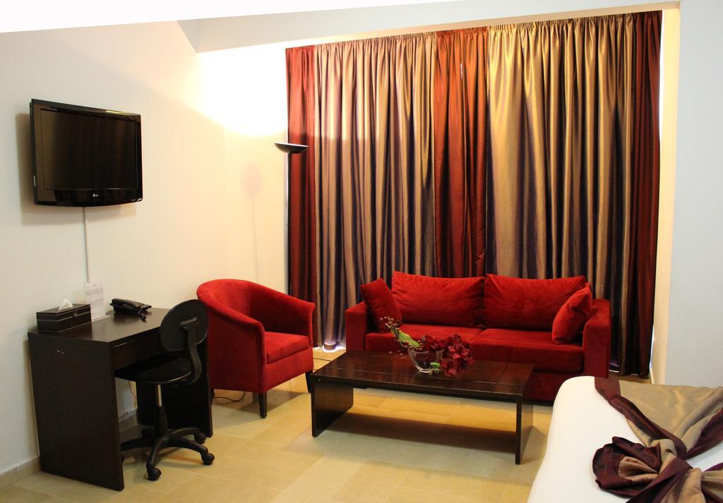 Apartment Bliss 3000 Furnished *
