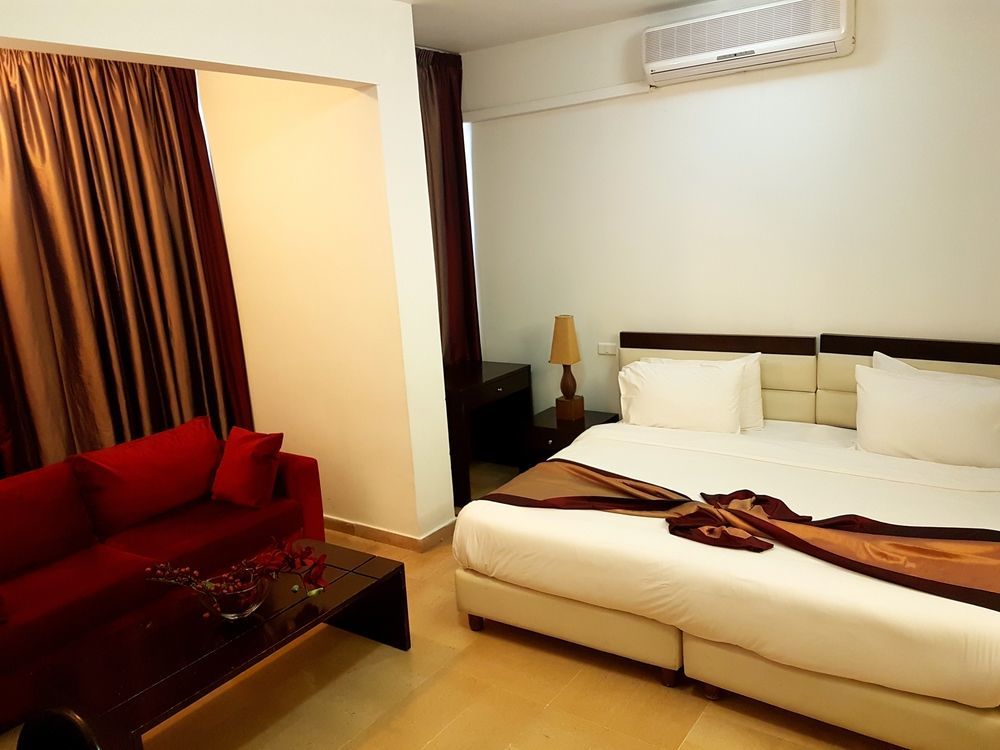 Apartment Bliss 3000 Furnished *