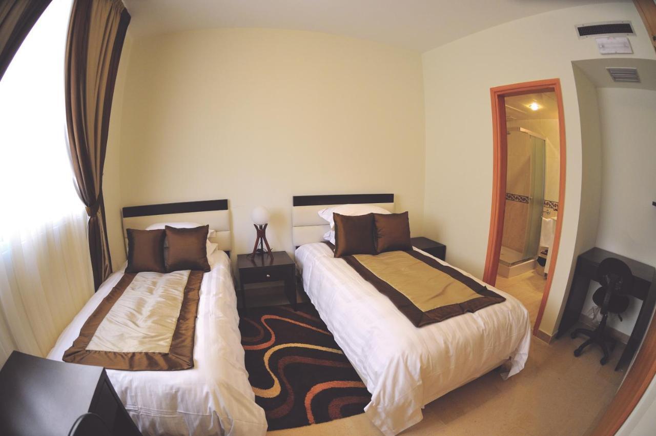 Bliss 3000 Furnished *